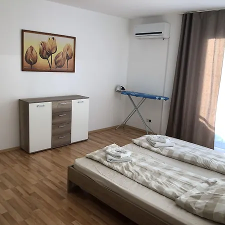 Sahara Falcon 아파트호텔 4*