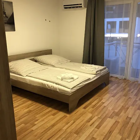 Sahara Falcon 4*