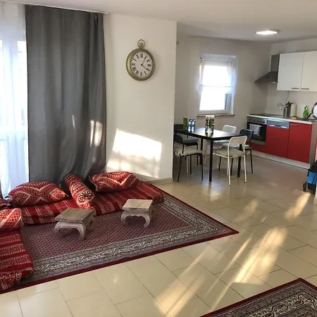 Sahara Falcon 4* Mnichov