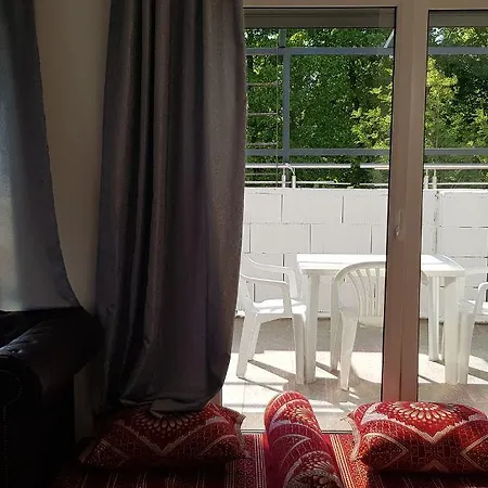 Ξενοδοχείο με διαμερίσματα Sahara Falcon 4*