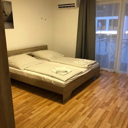 Sahara Falcon Apart Otel 3*