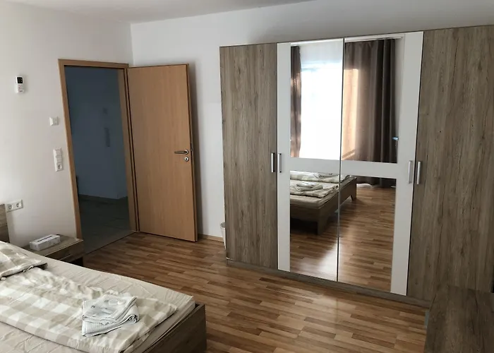 Sahara Falcon Aparthotel