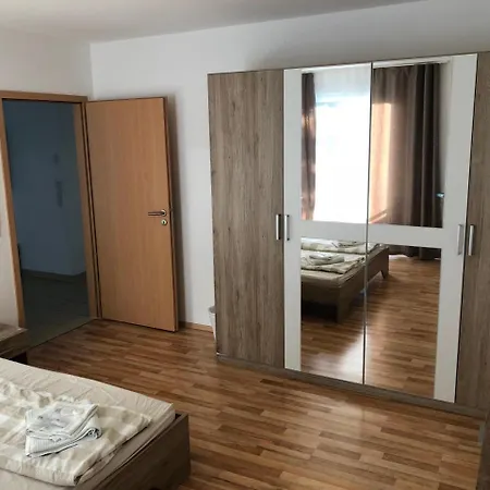 Sahara Falcon Aparthotel Munich