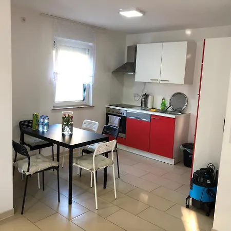 Sahara Falcon 3*
