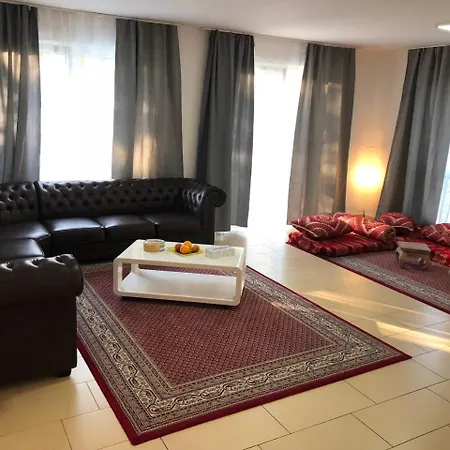 Aparthotel Sahara Falcon 3*