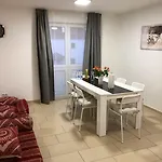 Sahara Falcon 4*